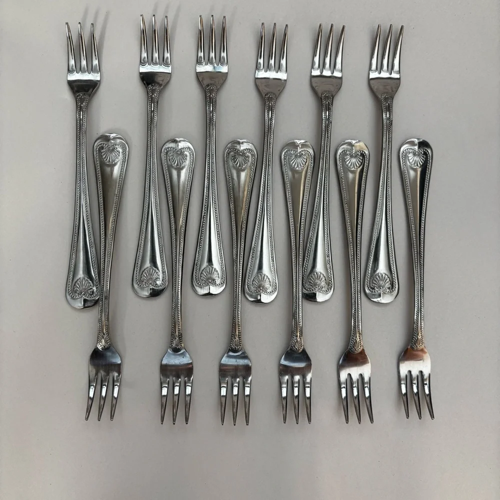 Towle Abbey Shell Fork Seafood Stainless Steel Japan Set‎ of 12 Silver 5 3/4”